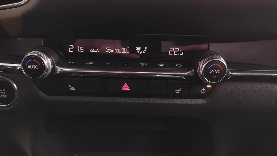 MAZDA CX-30 CX-30 2.0 mHEV Exclusive-Line 2WD aut