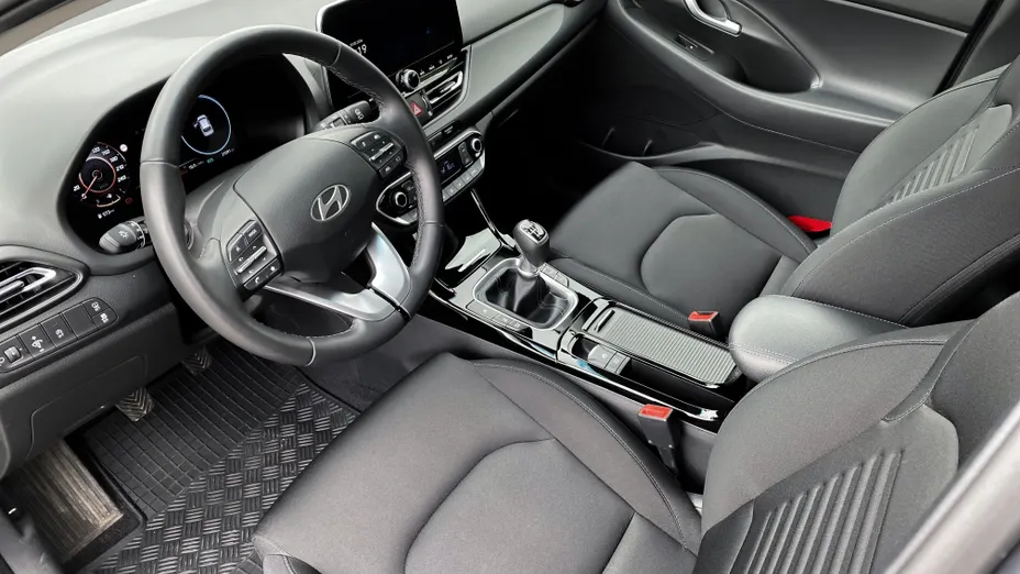 HYUNDAI i30 i30 1.5 T-GDI 48V Smart Plus