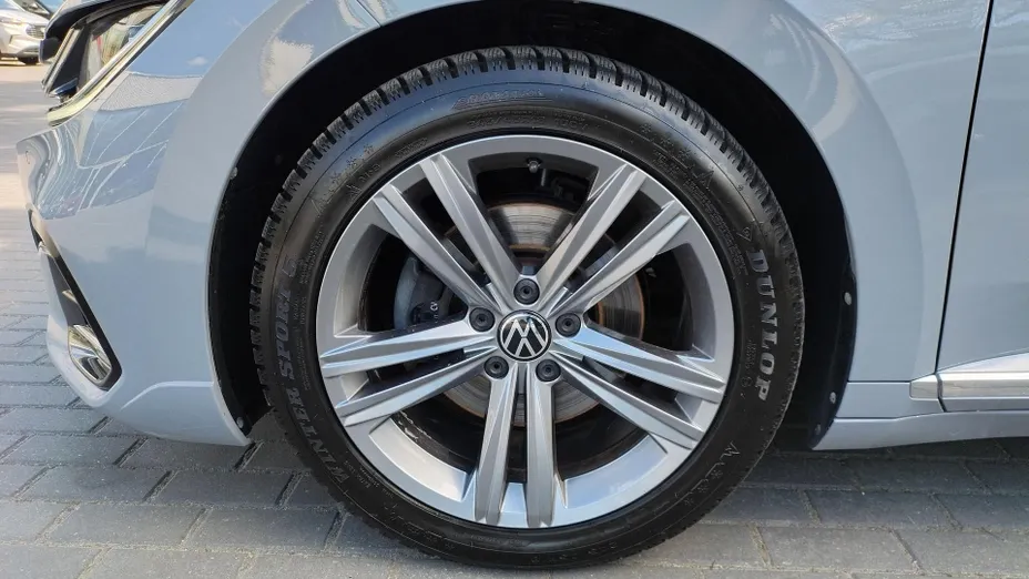 VOLKSWAGEN Arteon Arteon 2.0 TSI R-Line DSG