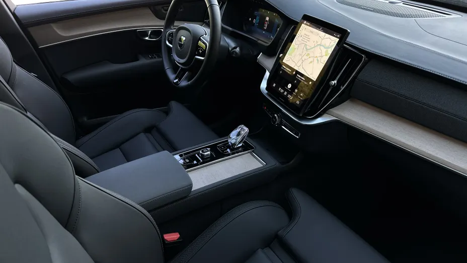 VOLVO XC90 XC90 B5 B AWD Plus Bright 7os aut