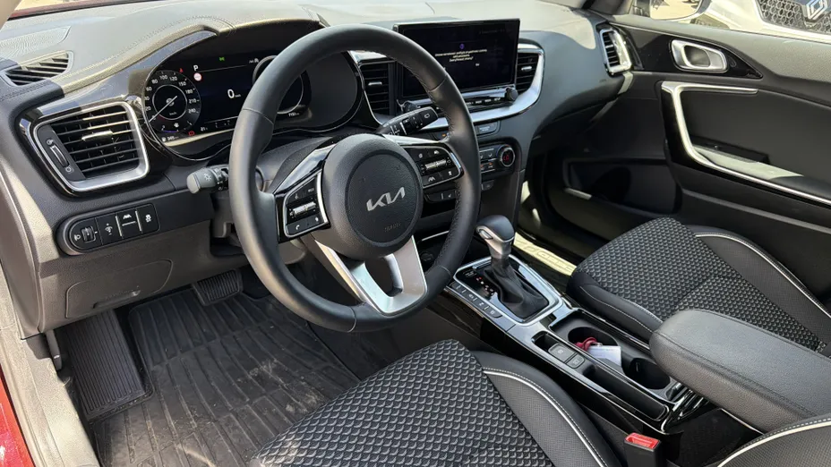 KIA XCeed XCeed 1.6 T-GDI Business Line DCT