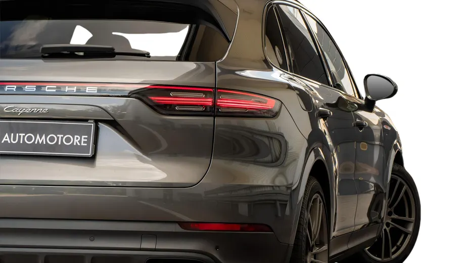 PORSCHE Cayenne Cayenne