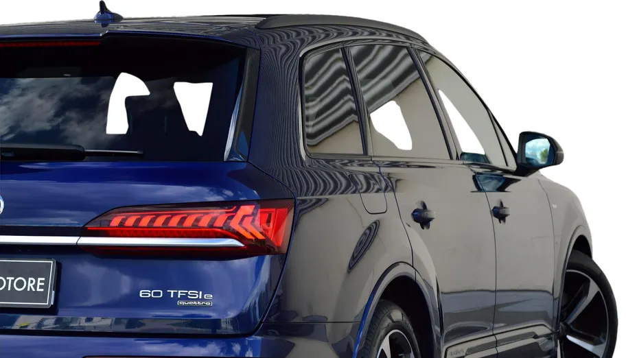 AUDI Q7 Q7 60 TFSI e Quattro S Line Tiptr.