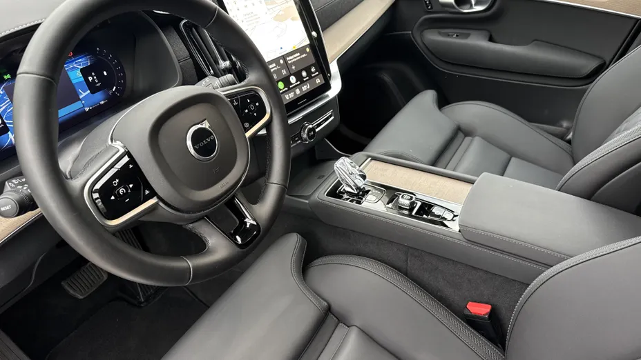 VOLVO XC90 XC90 B5 B AWD Plus Bright 7os aut