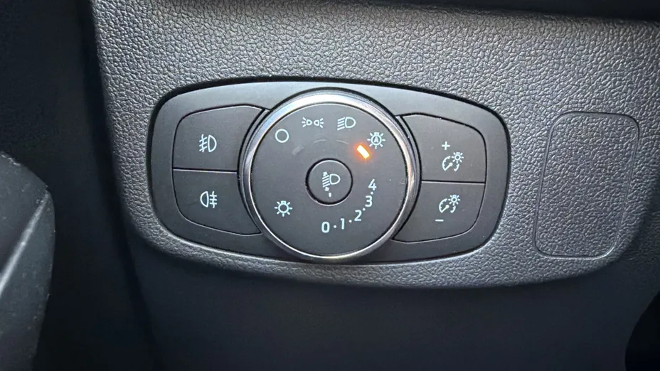 FORD Focus Focus 1.0 EcoBoost mHEV ST-Line X aut