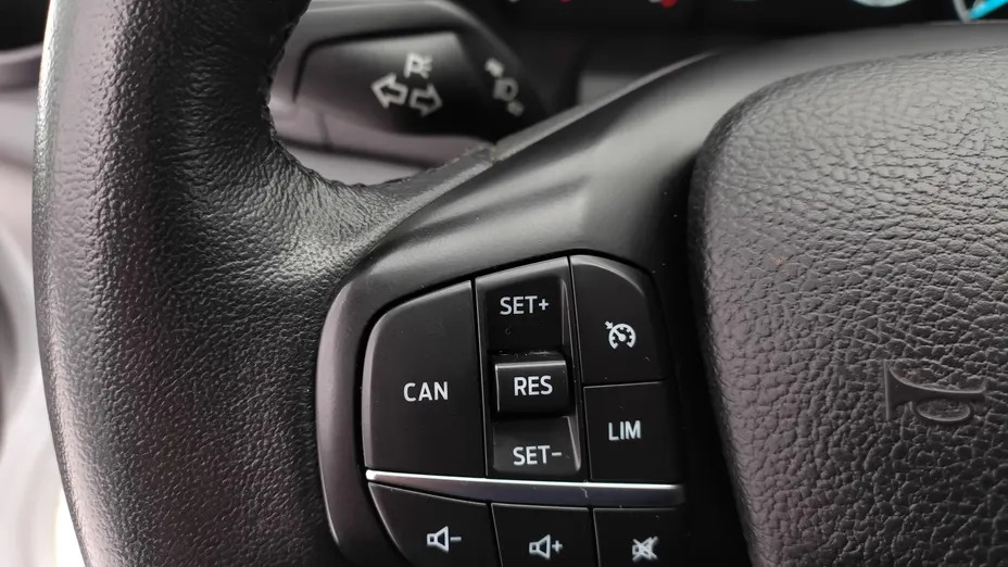 FORD Transit Custom Transit Custom 300 L2H1 Trend