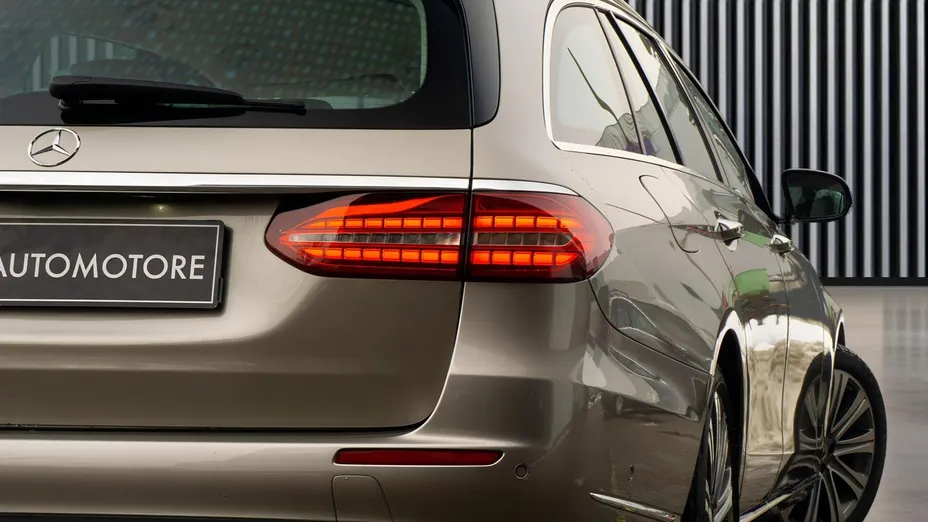 MERCEDES-BENZ E Klasa E 220 d 4-Matic