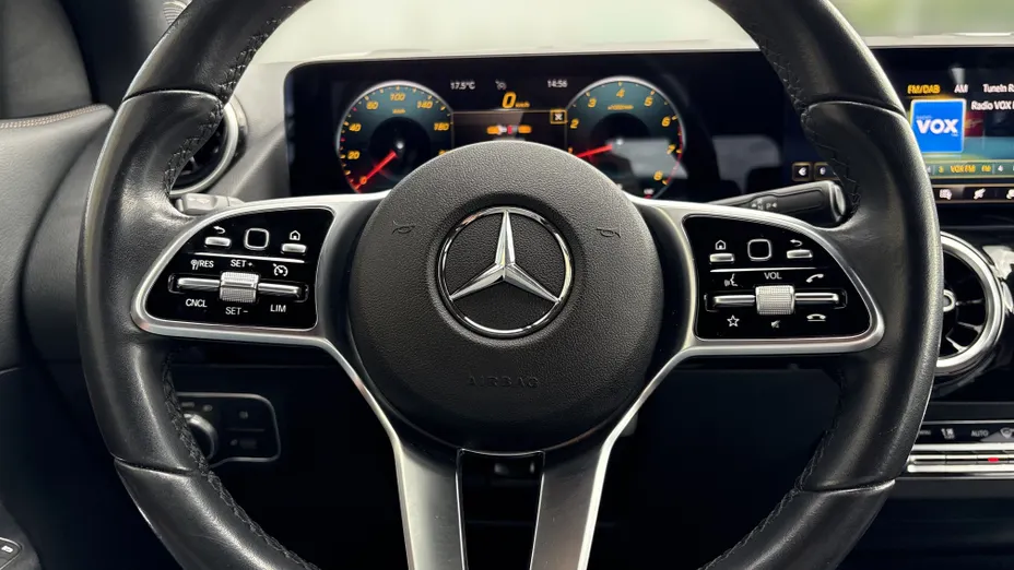 MERCEDES-BENZ GLA GLA 200