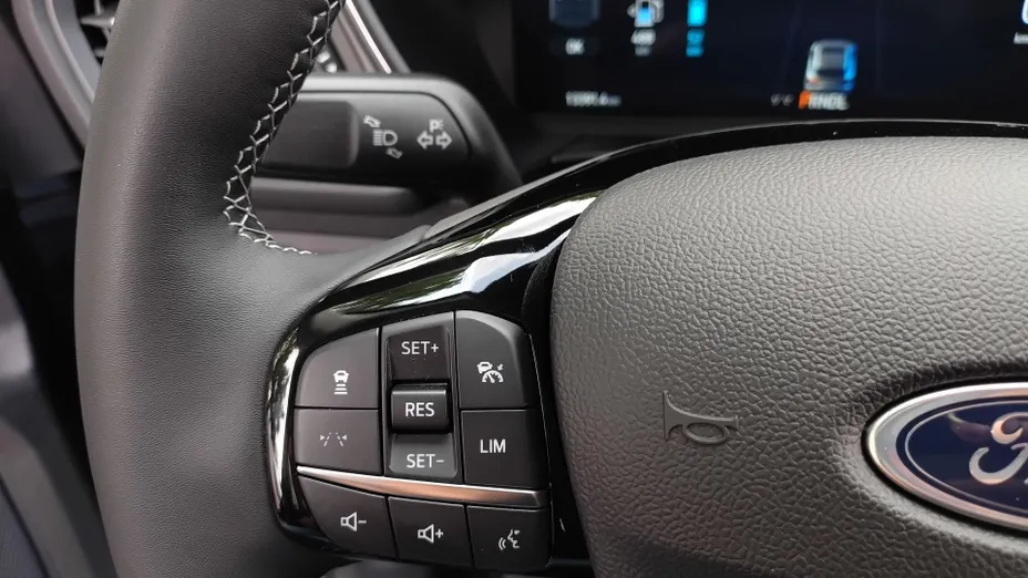 FORD Kuga Kuga 2.5P PHEV FWD Active X eCVT
