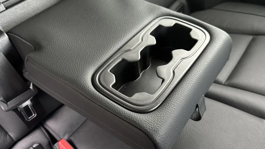 VOLVO V60 V60 B4 D Plus Dark aut
