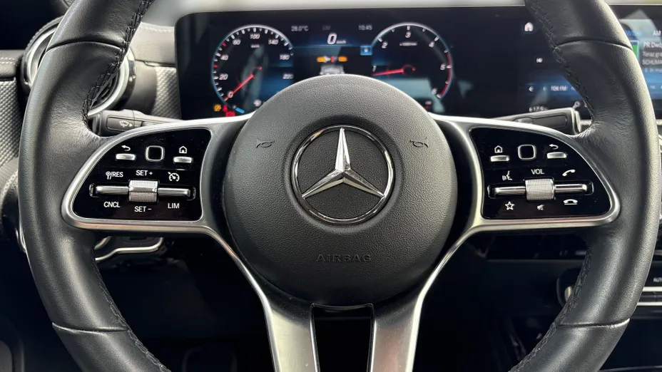 MERCEDES-BENZ CLA CLA 220 d 8G-DCT