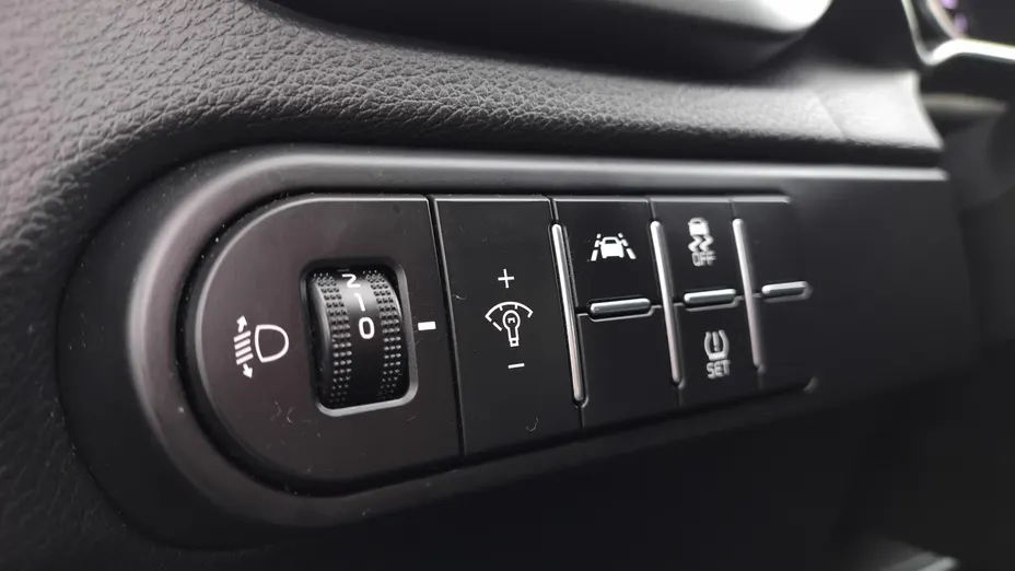 KIA Cee'd Ceed 1.6 CRDi SCR M