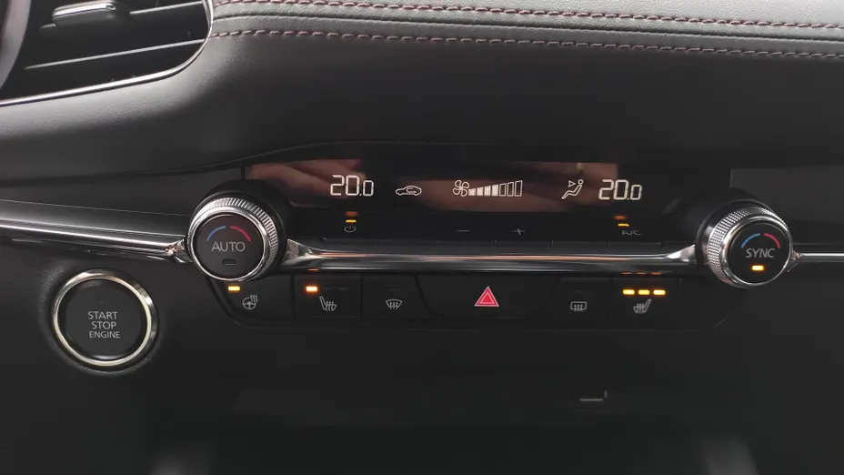 MAZDA 3 3 2.0 mHEV Kanjo