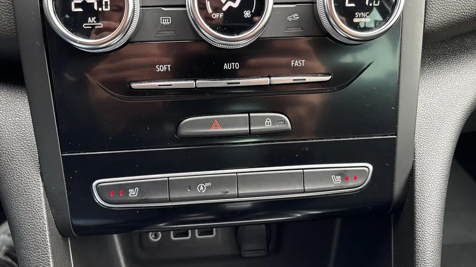 RENAULT Megane Megane 1.3 TCe Intens EDC