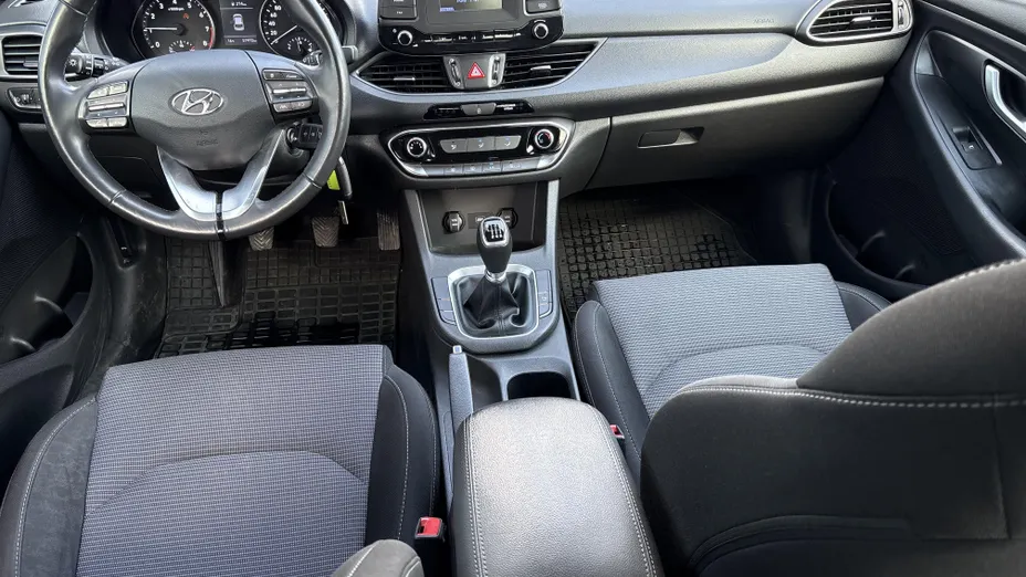 HYUNDAI i30 i30 1.0 T-GDI Modern