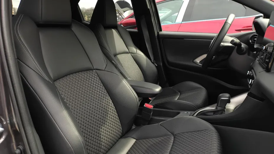 MAZDA 2 2 1.5 Hybrid Homura Plus CVT