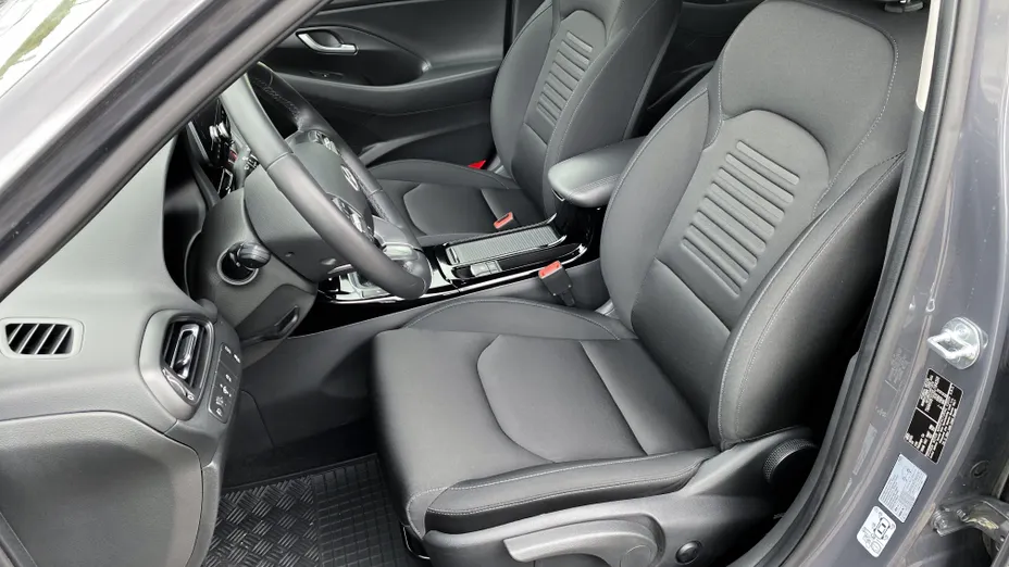 HYUNDAI i30 i30 1.5 T-GDI 48V Smart Plus