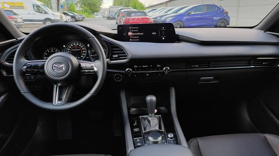 MAZDA 3 3 2.0 mHEV AWD Homura aut