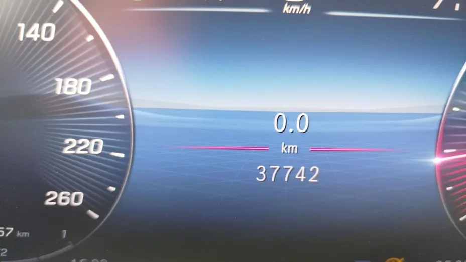 MERCEDES-BENZ A Klasa A 220 4-Matic AMG Line 8G-DCT