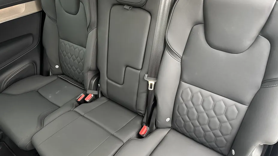 VOLVO XC90 XC90 B5 B AWD Plus Bright 7os aut