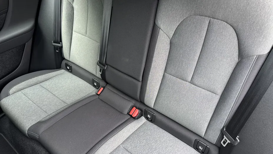 VOLVO XC40 XC40 B4 Plus Dark aut