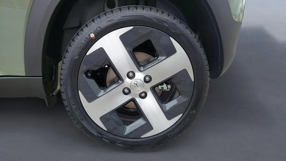 HYUNDAI Inster Inster 49kWh Smart Nowy