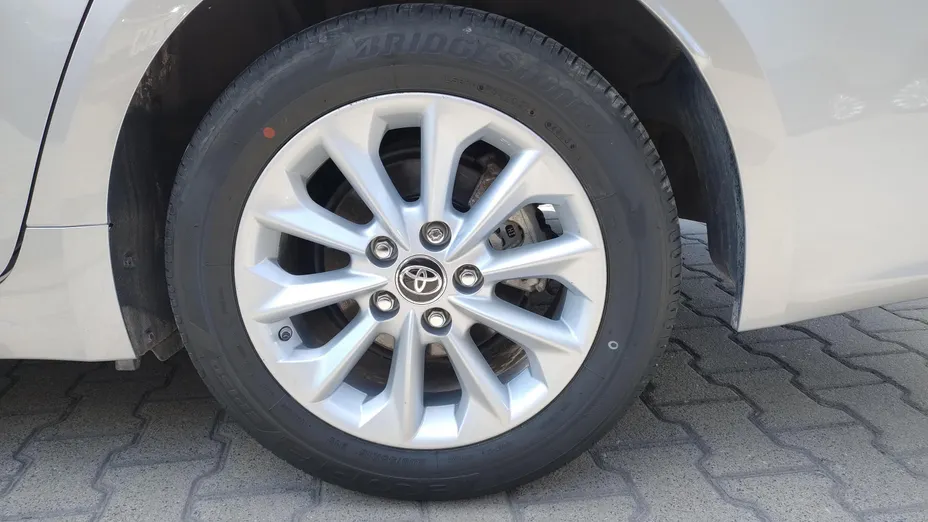 TOYOTA Corolla Corolla 1.5 Comfort MS