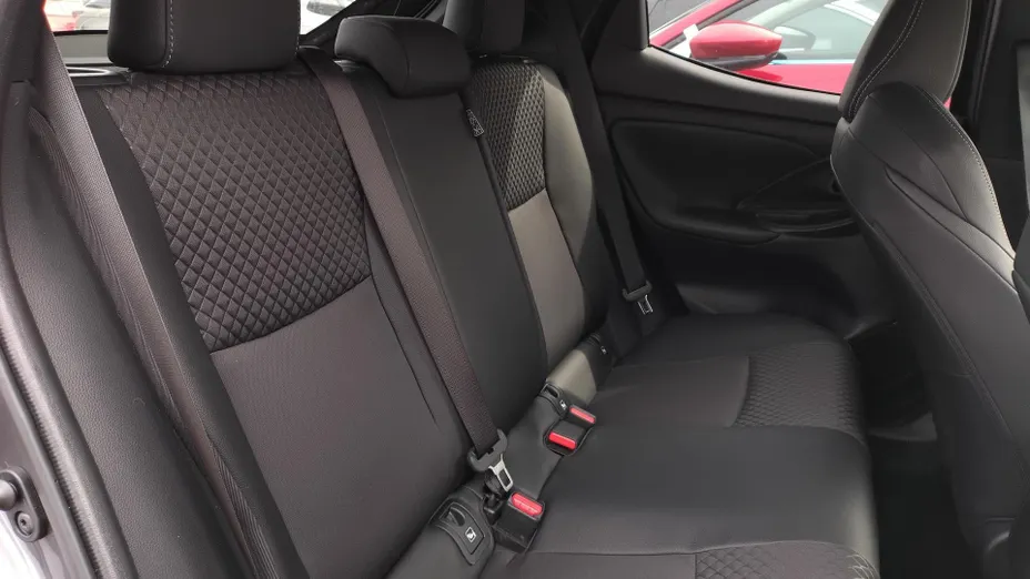 MAZDA 2 2 1.5 Hybrid Homura Plus CVT