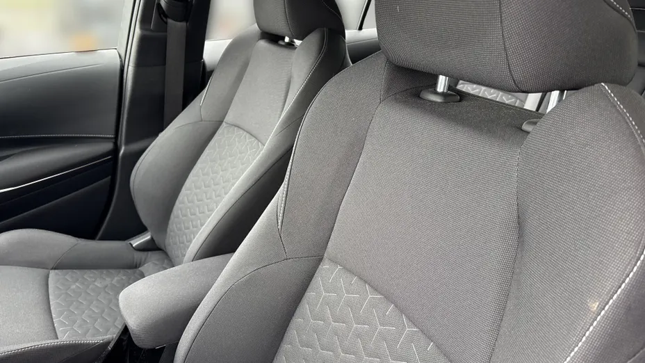 TOYOTA Corolla Corolla 2.0 Hybrid Comfort