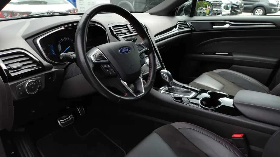 FORD Mondeo Mondeo 2.0 Hybrid ST-Line X
