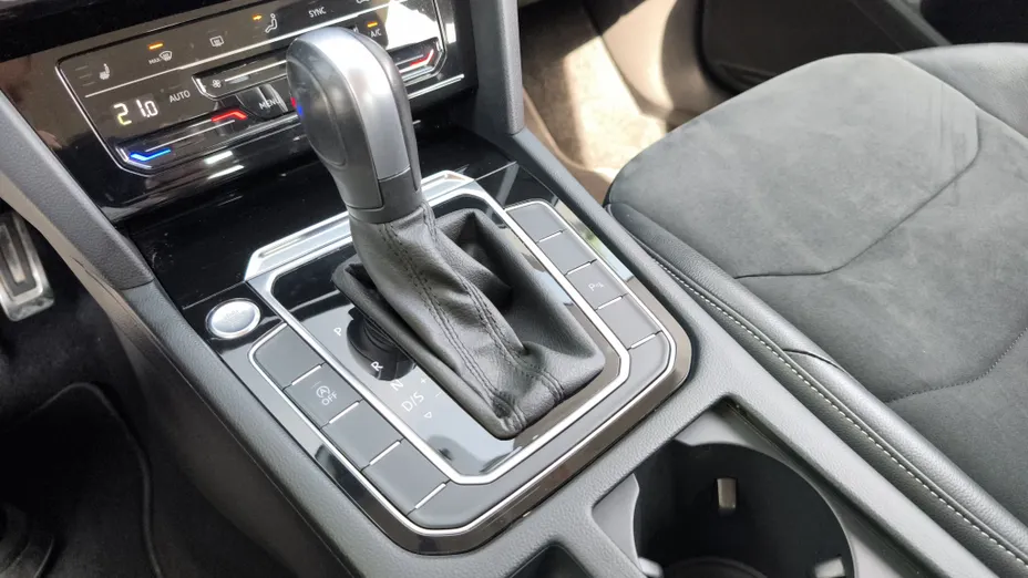 VOLKSWAGEN Arteon Arteon 2.0 TDI SCR Elegance DSG