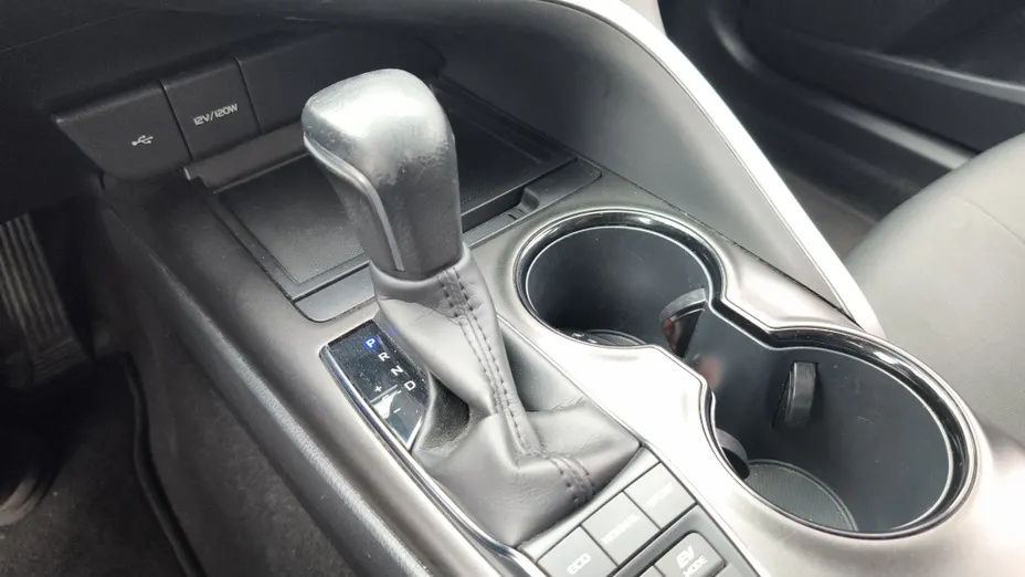 TOYOTA Camry Camry 2.5 Hybrid Comfort CVT