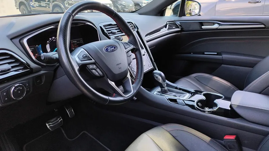 FORD Mondeo Mondeo 2.0 Hybrid ST-Line X