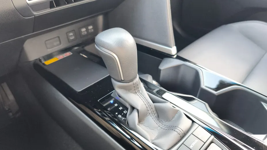 TOYOTA Camry Camry 2.5 Hybrid Dynamic Force Prestige e-CVT