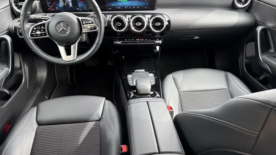 MERCEDES-BENZ CLA CLA 220 d 8G-DCT