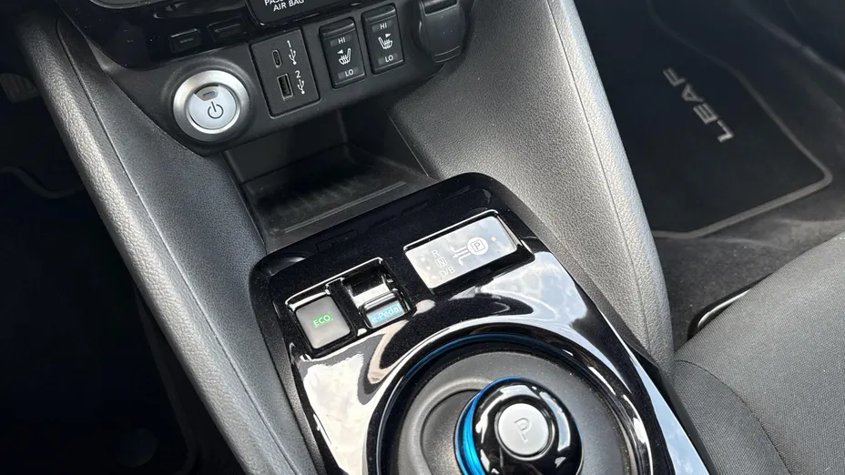 NISSAN Leaf Leaf 40kWh N-Connecta