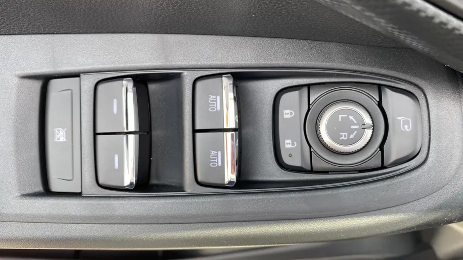 SUBARU Crosstrek Crosstrek 2.0i-S e-Boxer Platinum (EyeSight) Lineartronic Nowy