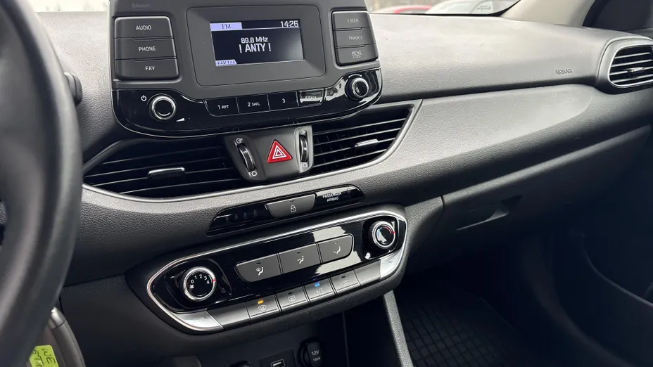 HYUNDAI i30 i30 1.5 DPI Modern