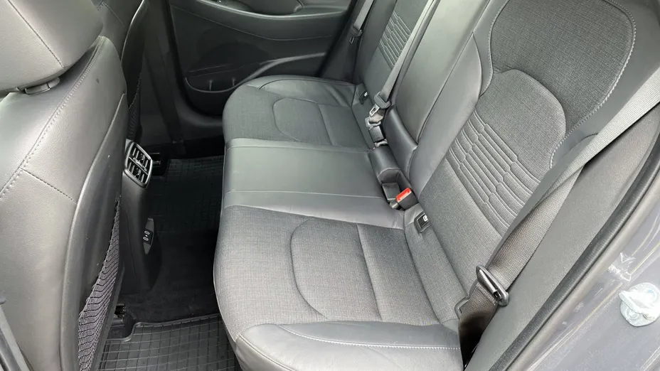 HYUNDAI i30 i30 1.5 T-GDI 48V Smart