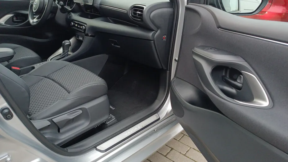 MAZDA 2 2 1.5 Hybrid Homura CVT