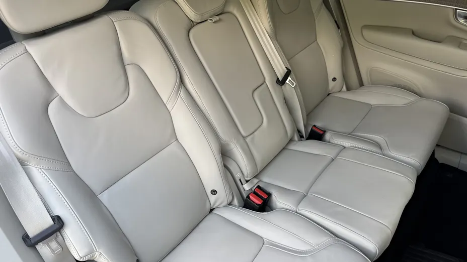 VOLVO XC90 XC90 T8 AWD Plug-In Hybrid Ultra Bright 7os aut
