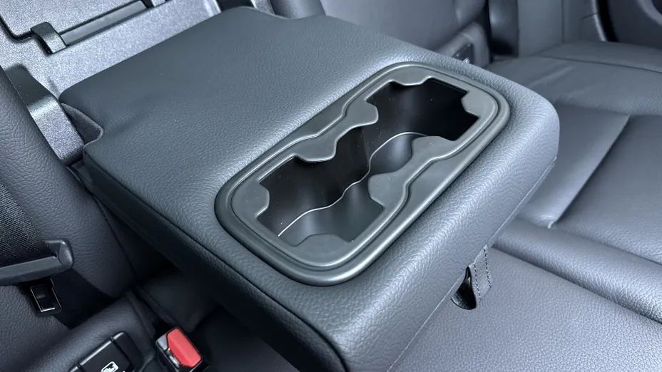 VOLVO V60 V60 B4 B Plus Dark aut