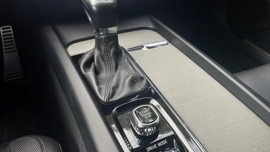 VOLVO V60 V60 T5 R-Design aut