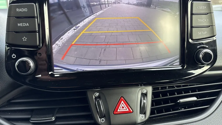 HYUNDAI i30 i30 1.0 T-GDI Modern