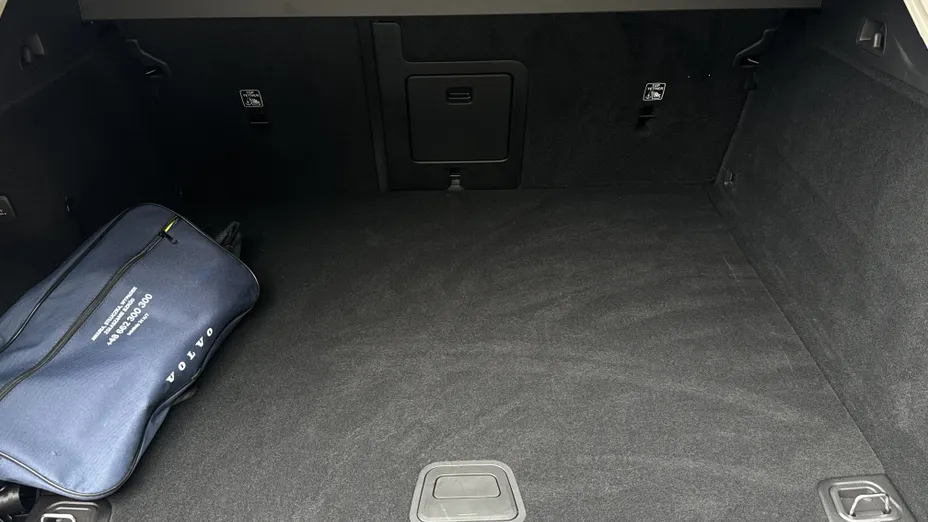 VOLVO XC60 XC60 B5 B AWD Ultra Bright aut