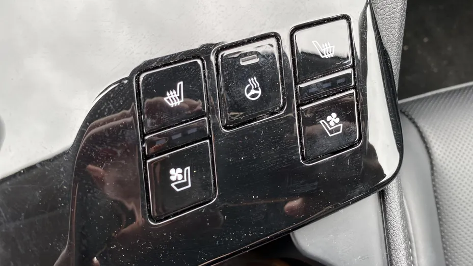 KIA Sportage Sportage 1.6 T-GDI HEV Business Line 2WD aut