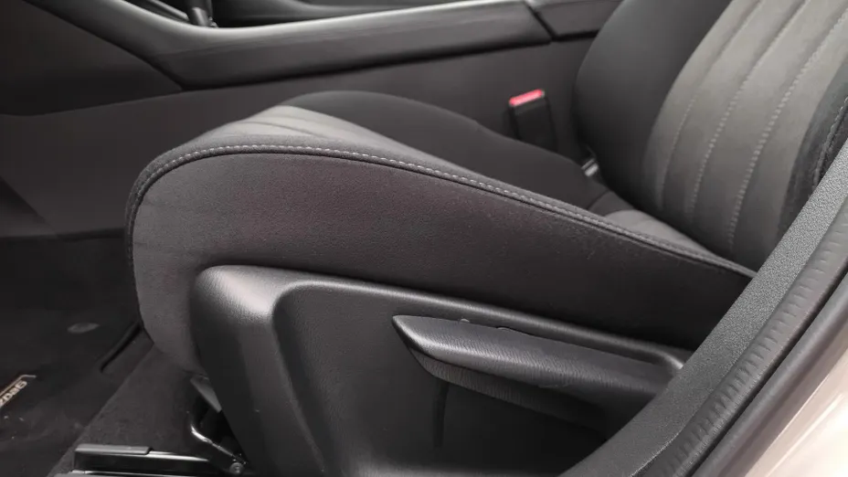 MAZDA 6 6 2.0 Center-Line aut