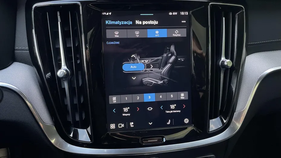 VOLVO V60 V60 T6 AWD Plug-In Hybrid Ultra Dark aut