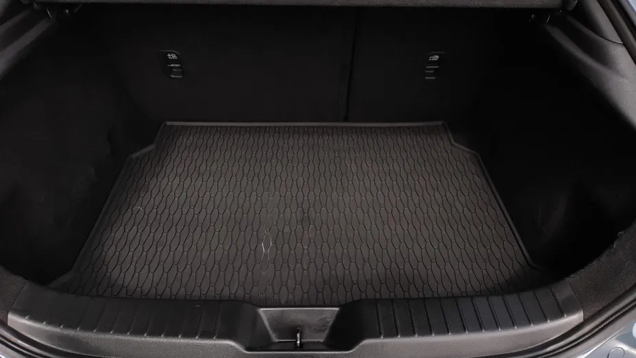 MAZDA 3 3 2.0 mHEV Kanjo aut