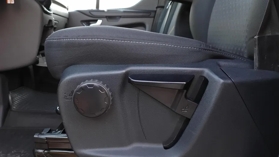 FORD Transit Custom Transit Custom Kombi 320 L2H1 Trend